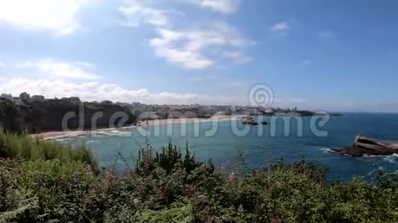 法国夏季比亚里茨格兰德海滩视频的预览图