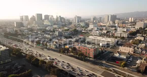 加州北部奥克兰市市中心天际线湾区视频的预览图