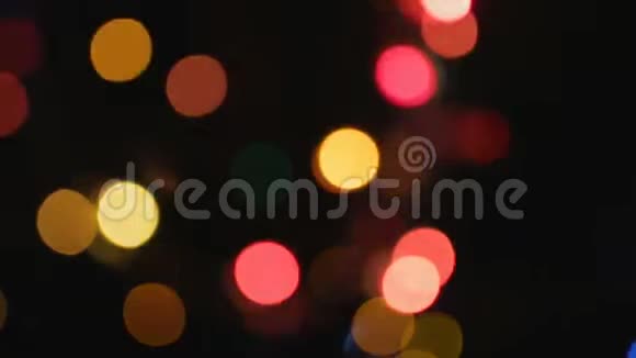 背景明亮的灯光与波克效应视频的预览图