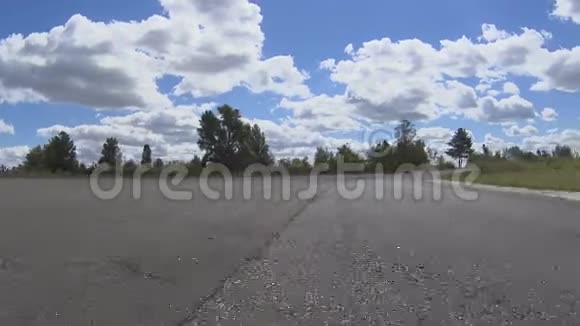 高速公路上的汽车运动赛车比赛跑道视频的预览图