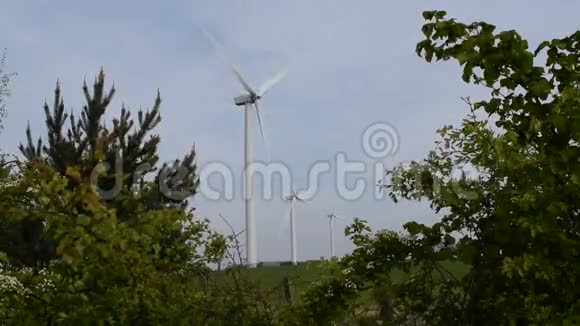 风电场涡轮机视频的预览图