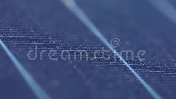 太阳能电池板特写太阳电池板的超大镜头视频的预览图