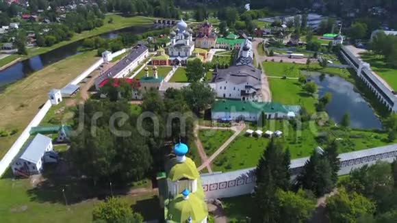 在蒂克文设想修道院空中视频俄罗斯锡克文视频的预览图