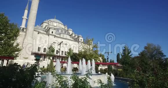 法蒂赫清真寺和土耳其伊斯坦布尔基金会视频的预览图