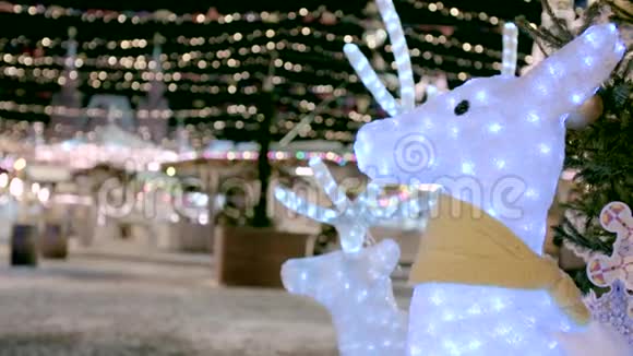 圣诞节领鹿装饰视频的预览图