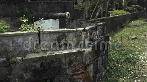 印度科奇埃马纽埃尔贡纳利堡废墟视频的预览图