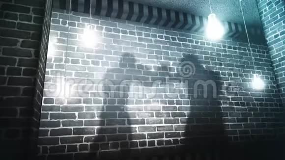 后巷阴影拳击手4k循环视频的预览图