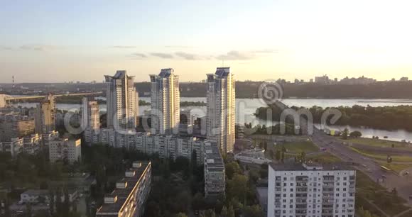 基辅市的空中摄影视频的预览图