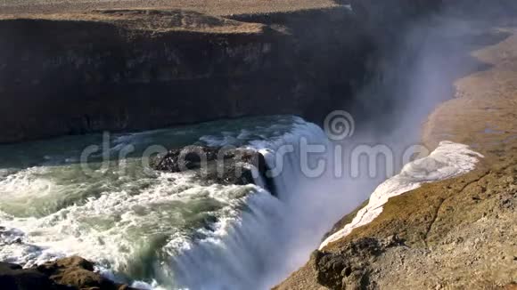 冰岛的海鸥瀑布视频的预览图