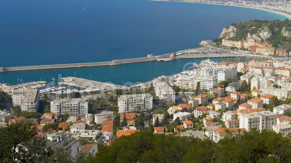 尼斯港和建筑物休息在法国度假城市旅游全景视频的预览图