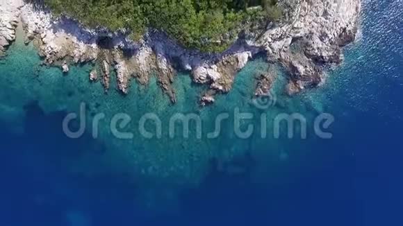 黑山马穆拉岛的空中摄影视频的预览图