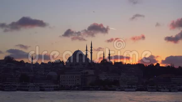 伊斯坦布尔傍晚全景可观看清真寺视频的预览图