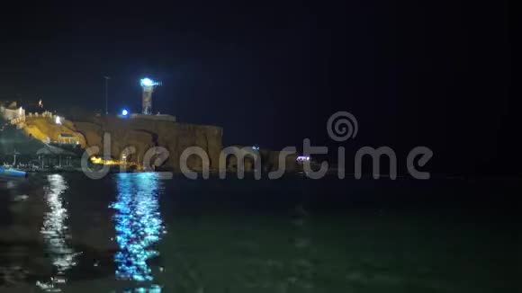 灯塔在夜间亮起时光流逝沙姆沙伊赫埃及视频的预览图
