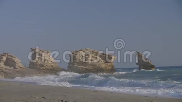 Triopetra海滩景观视频的预览图