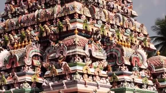 现代印度教神庙的印度教神视频的预览图