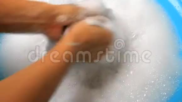 洗手洗衣盆视频的预览图