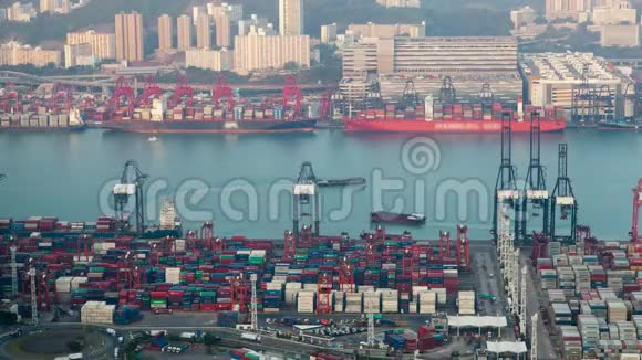 葵青货柜码头香港日间时段由上视频的预览图