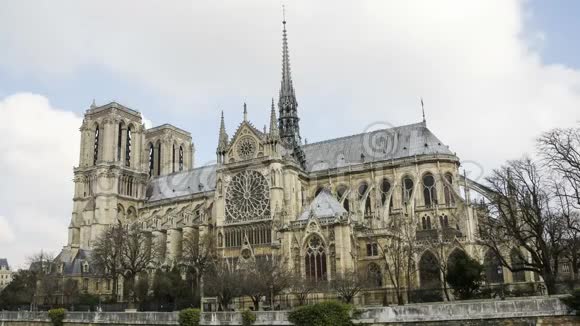 巴黎圣母院或法国巴黎圣母院时间流逝视频的预览图