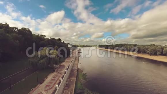 戈梅尔贝拉鲁斯时光飞逝索日河堤防全景视频的预览图