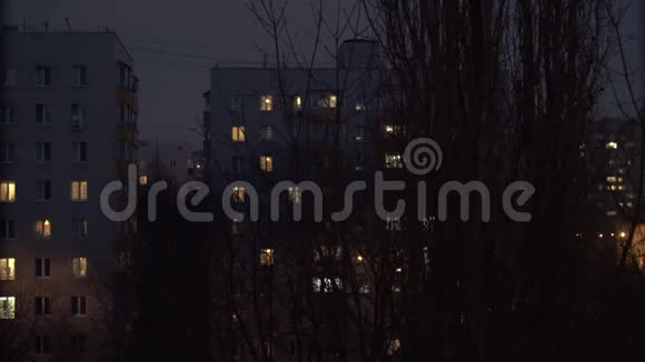 傍晚在莫斯科地区视频的预览图