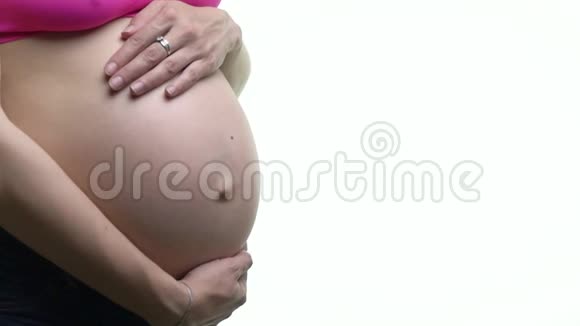 在孕妇的腹部听筒管镜视频的预览图