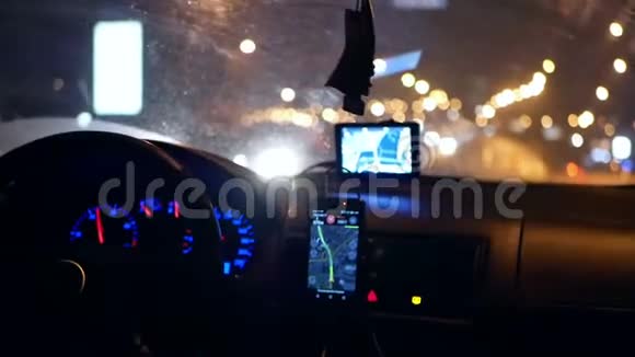 出租车gps司机之夜视频的预览图