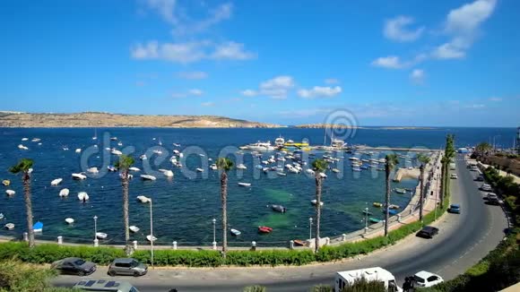 马耳他布吉巴风景如画的海滨长廊视频的预览图