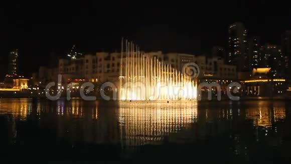 迪拜美丽的喷泉视频的预览图