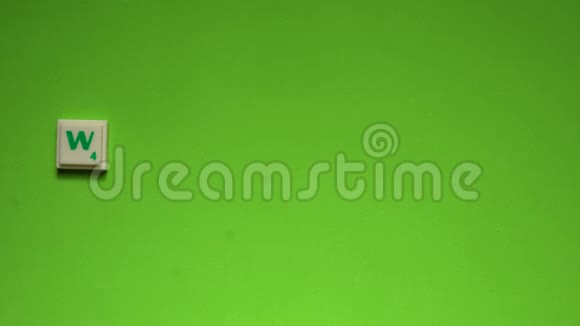创建的单词星期三绿色背景的字母视频的预览图