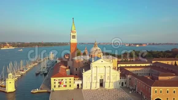 威尼斯城市景观空中景观大运河圣马可钟楼马克广场意大利视频的预览图