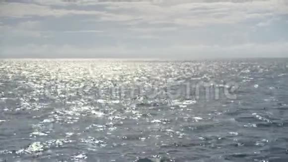 广阔的海洋地平线视频的预览图