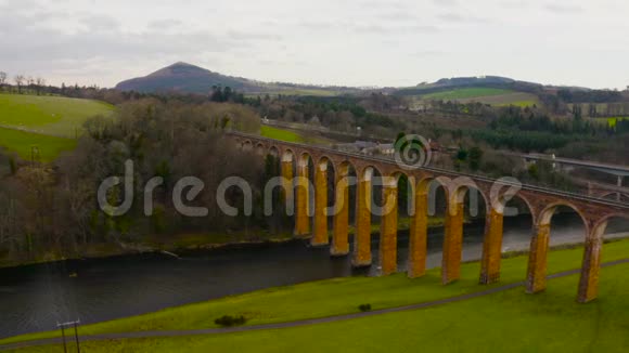 Leaderfoot高架桥也就是苏格兰边境地区的Drygrange高架桥视频的预览图