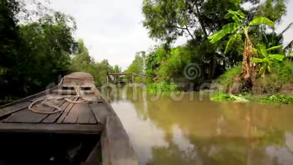 湄公河上的木船视频的预览图