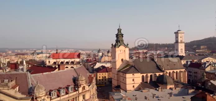 利沃夫老建筑全景视频的预览图