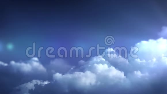 移动云时间在广阔的天空中流逝视频的预览图