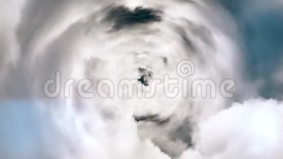 从云层通向天堂的隧道穿越多云隧道的动画视频的预览图