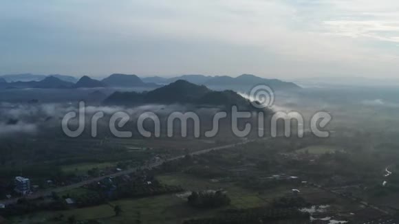 泰国Pakbara小村庄的鸟瞰图视频的预览图