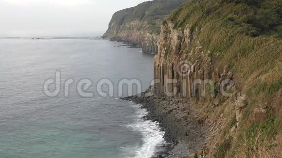 海边悬崖视频的预览图