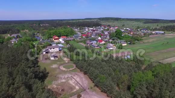波兰村空中罗兹托策空中镜头视频的预览图