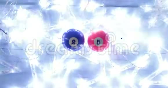 比利亚德球和明亮的圣诞星视频的预览图