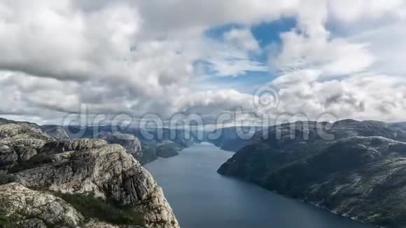 挪威西南部Ryfylke地区的Lysefjord景观视频的预览图