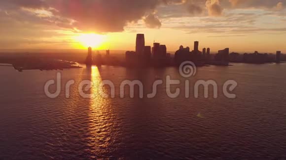 纽约日落的全景视频的预览图