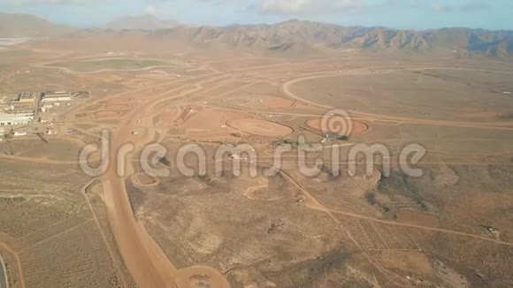 阿尔及利亚西班牙2018年9月25日米其林轮胎试验中心的气观视频的预览图