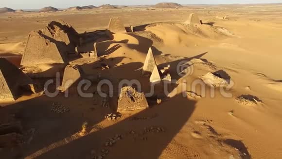 苏丹的金字塔视频的预览图