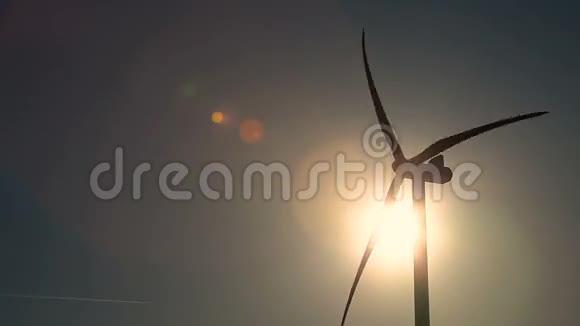 风力涡轮机和太阳视频的预览图