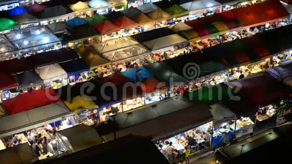 曼谷受欢迎的夜市高景视频的预览图