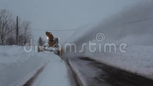 吹雪人吹雪视频的预览图