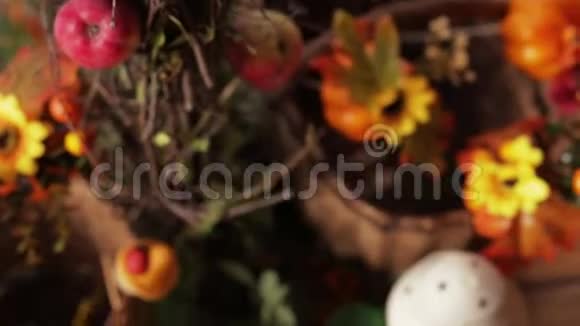 葡萄和苹果与农民装饰视频的预览图