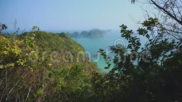 越南猫巴岛和哈龙湾景观视频的预览图