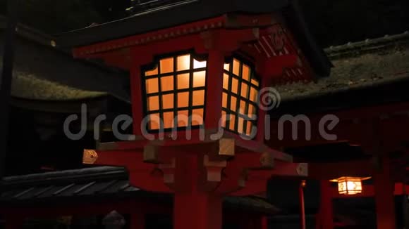 传统风格的日式夜灯视频的预览图